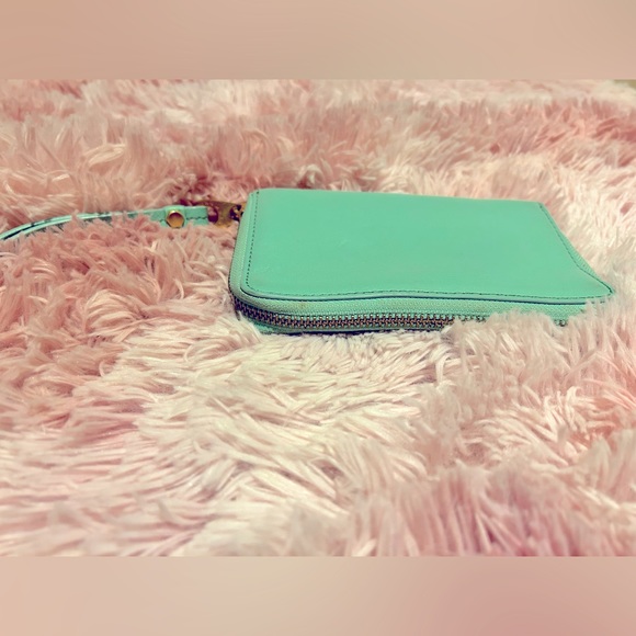 Marc Jacobs Wristlet - Picture 4 of 6